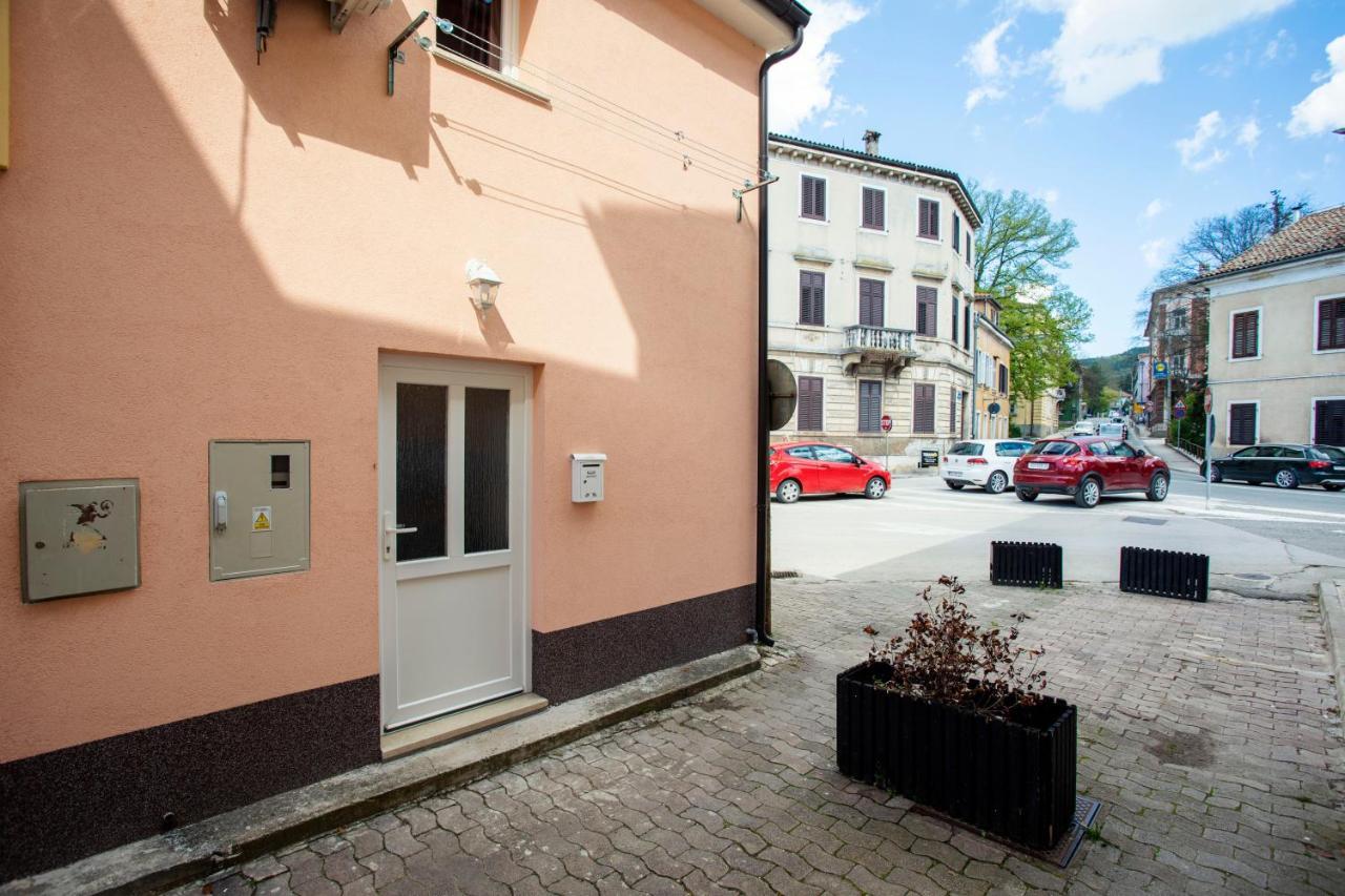 Studio Apartman Amalie بازين المظهر الخارجي الصورة